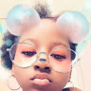 Meet your Posher, Emani